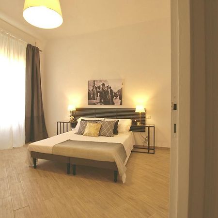 Ostia Holiday Domus In Laterano Roma Ngoại thất bức ảnh