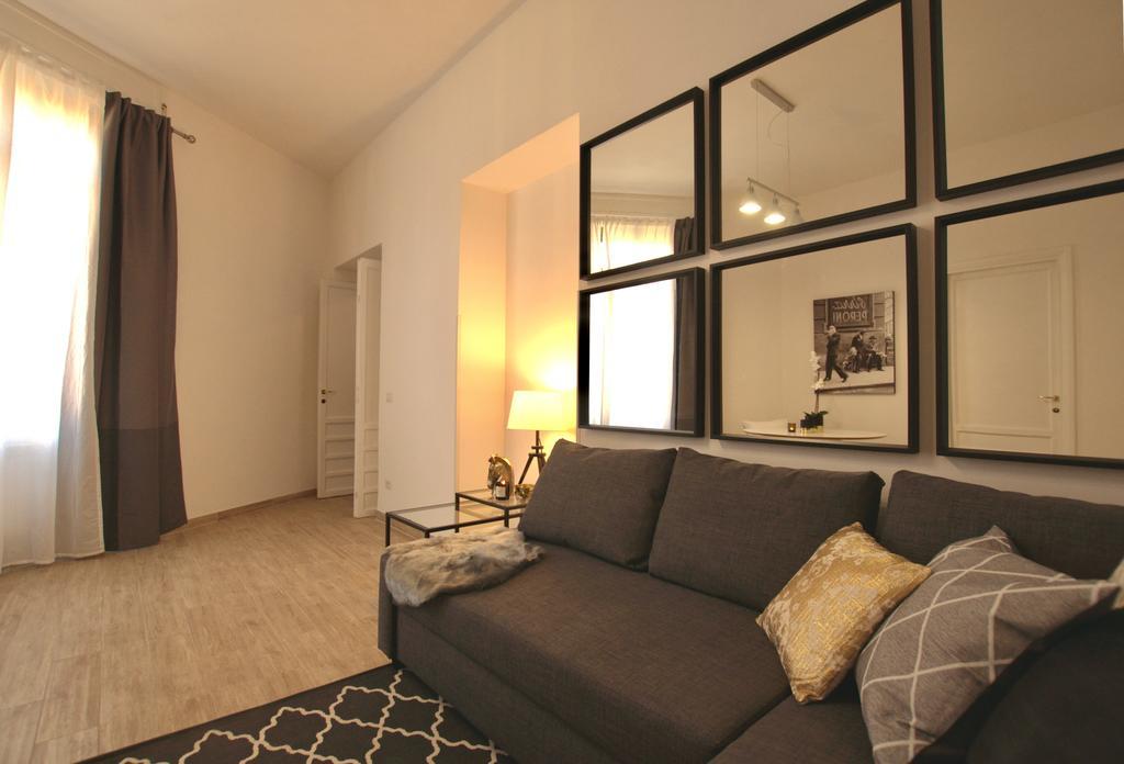 Ostia Holiday Domus In Laterano Roma Ngoại thất bức ảnh
